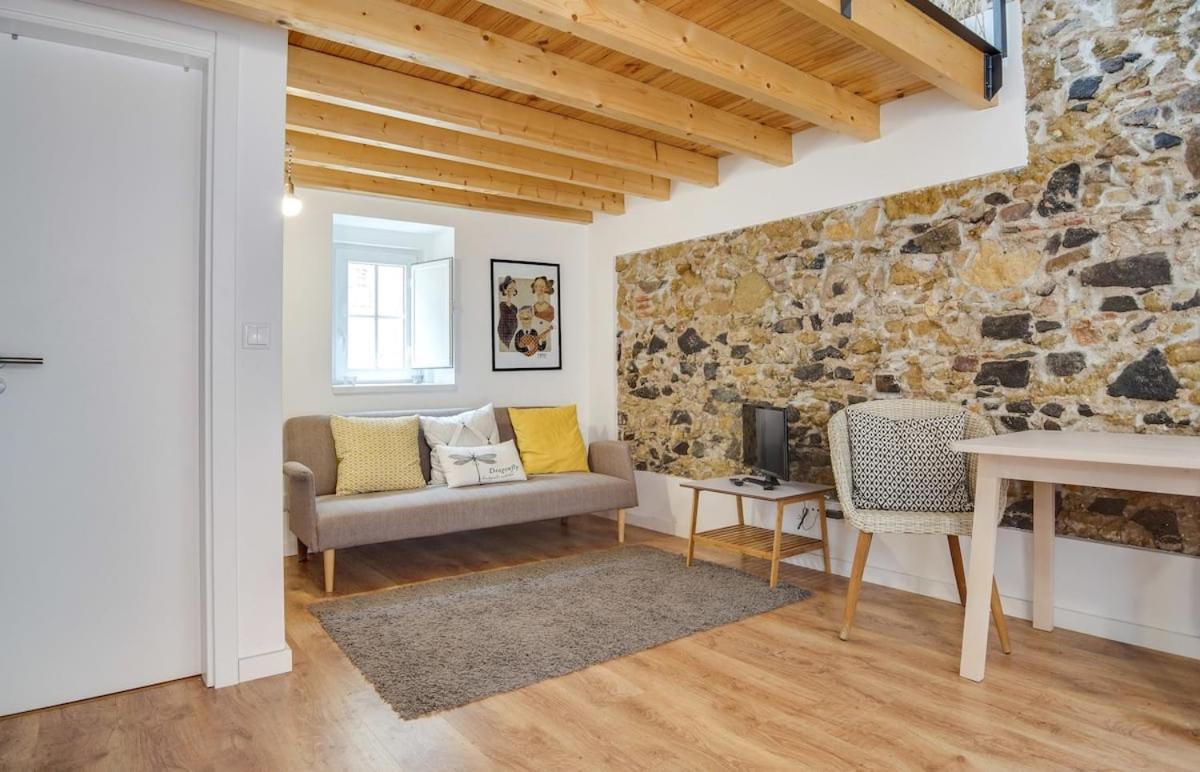Classic Lisbon Homes: Bright & Central In Belem Εξωτερικό φωτογραφία